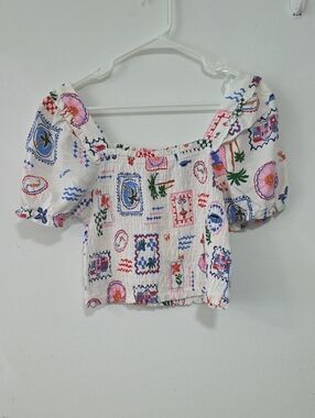 White Smocked Puff-Sleeve Floral Print Crop Top